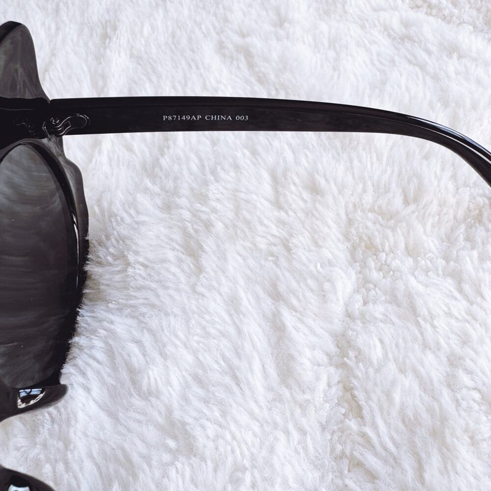 Eliza Black Butterfly-shaped Sunglasses - Picture 5 of 13